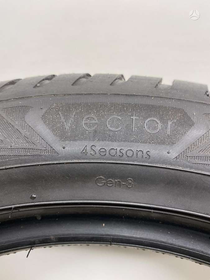 Goodyear Vector4Seasons, всесезонные 225/50 R17