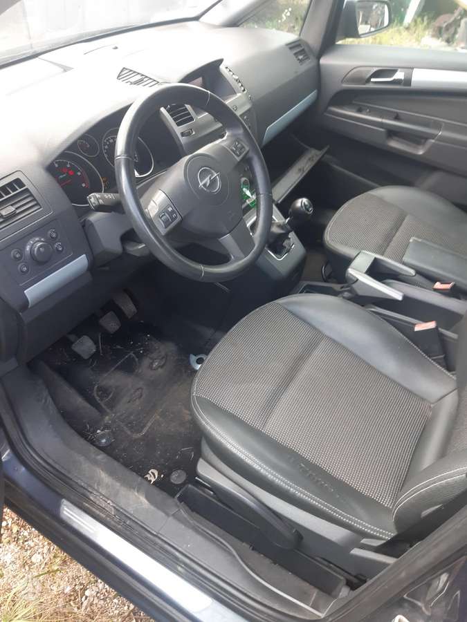 Opel Zafira rezerves daļās