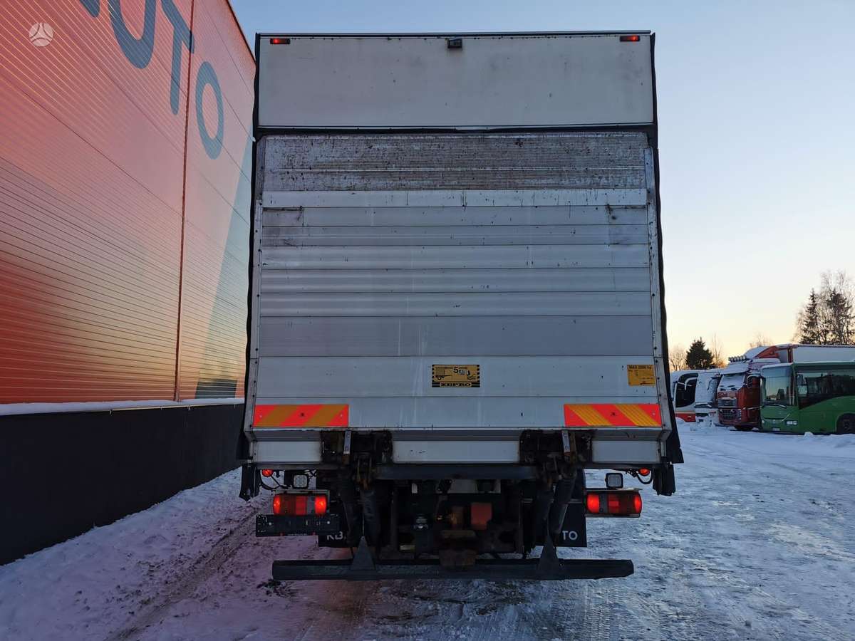 Scania P 340 6x2*4, refrigerated trucks