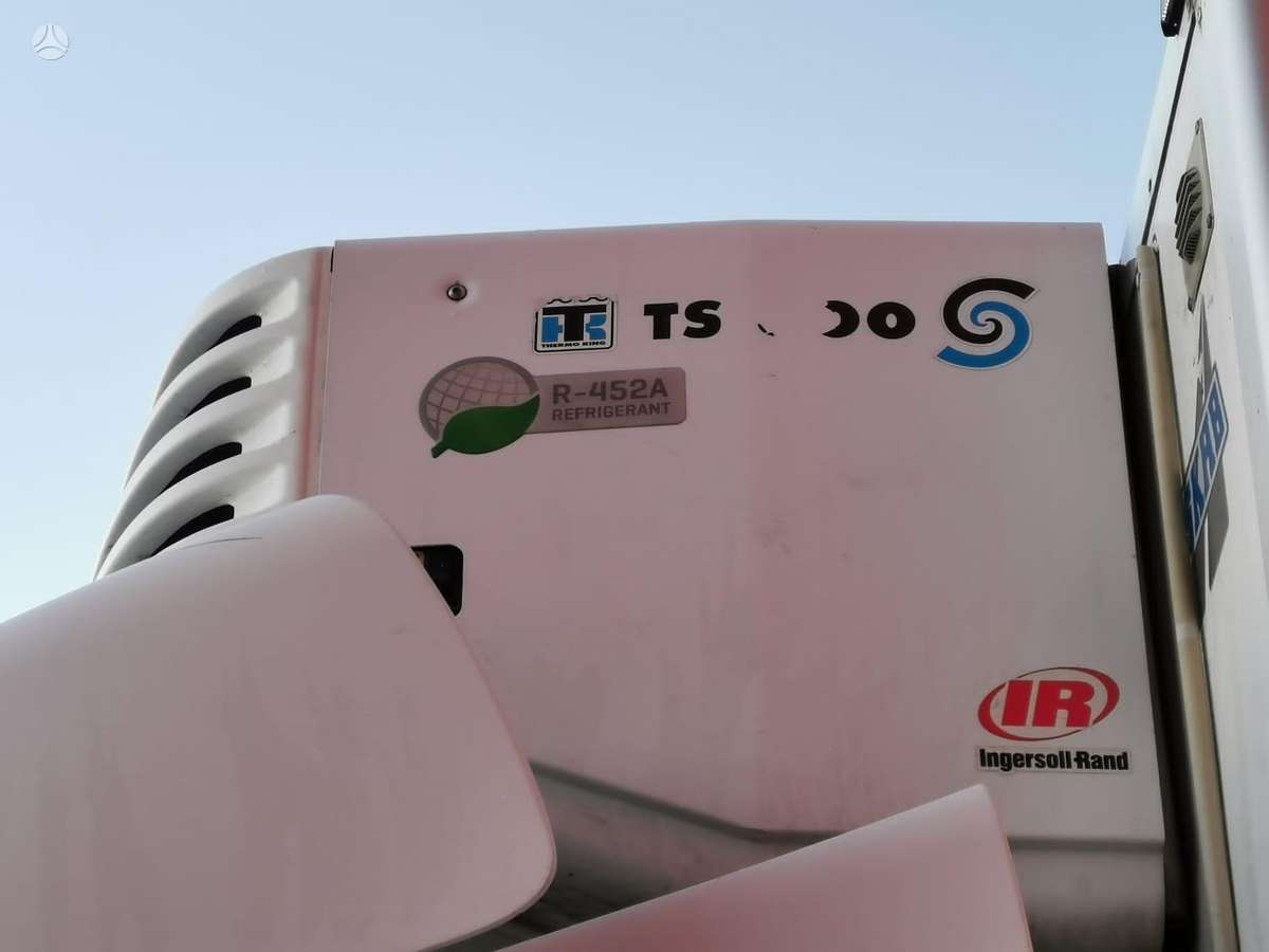 Scania P 340 6x2*4, refrigerated trucks