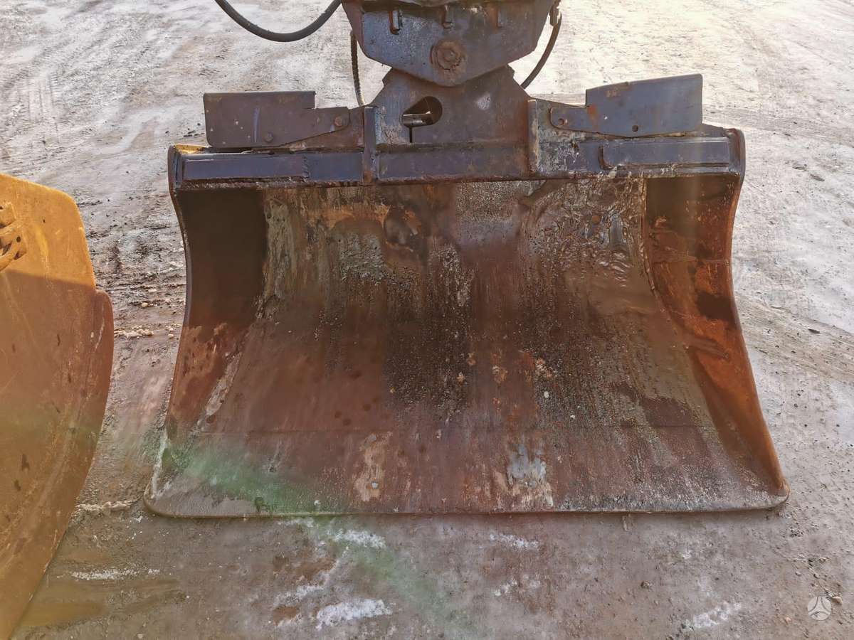 Caterpillar 323 D, экскаваторы