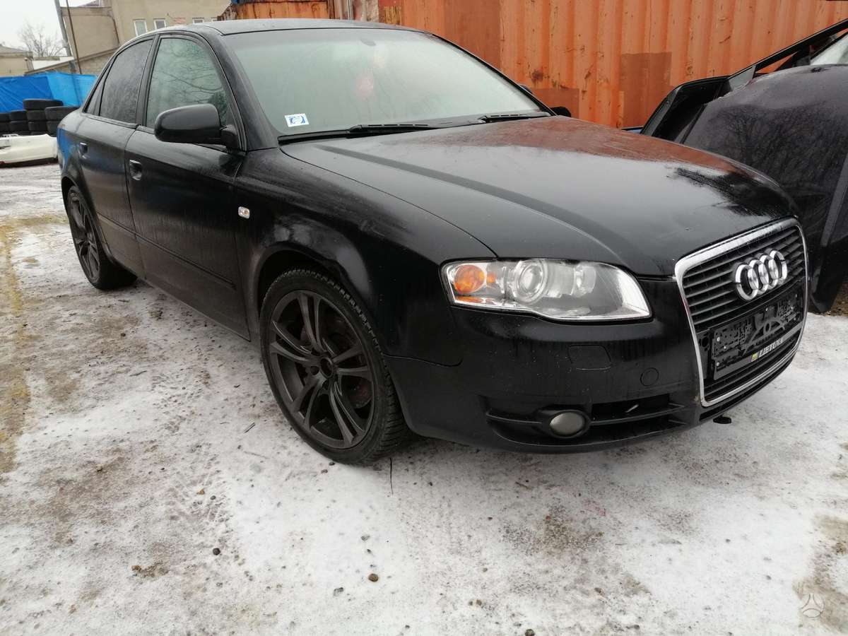 Audi A4 Dalimis s line vartomas salonas