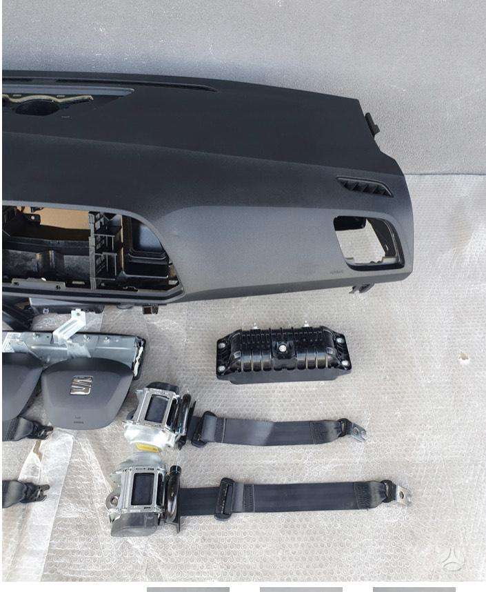 Seat Ateca panelė, oro pagalvės, saugos diržai