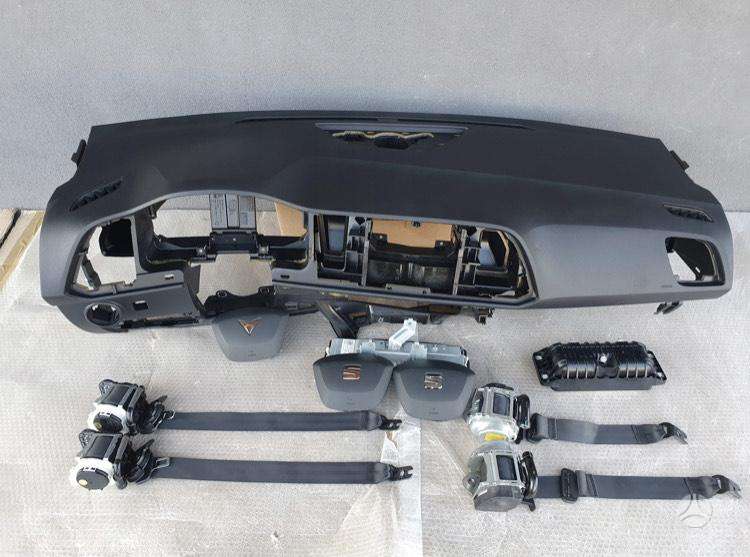 Seat Ateca panelė, oro pagalvės, saugos diržai