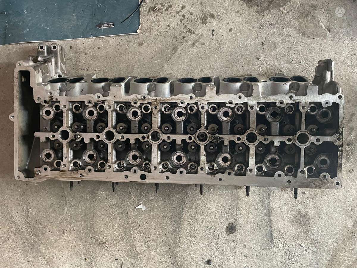 BMW 5 serija, B57d30a, cylinder head