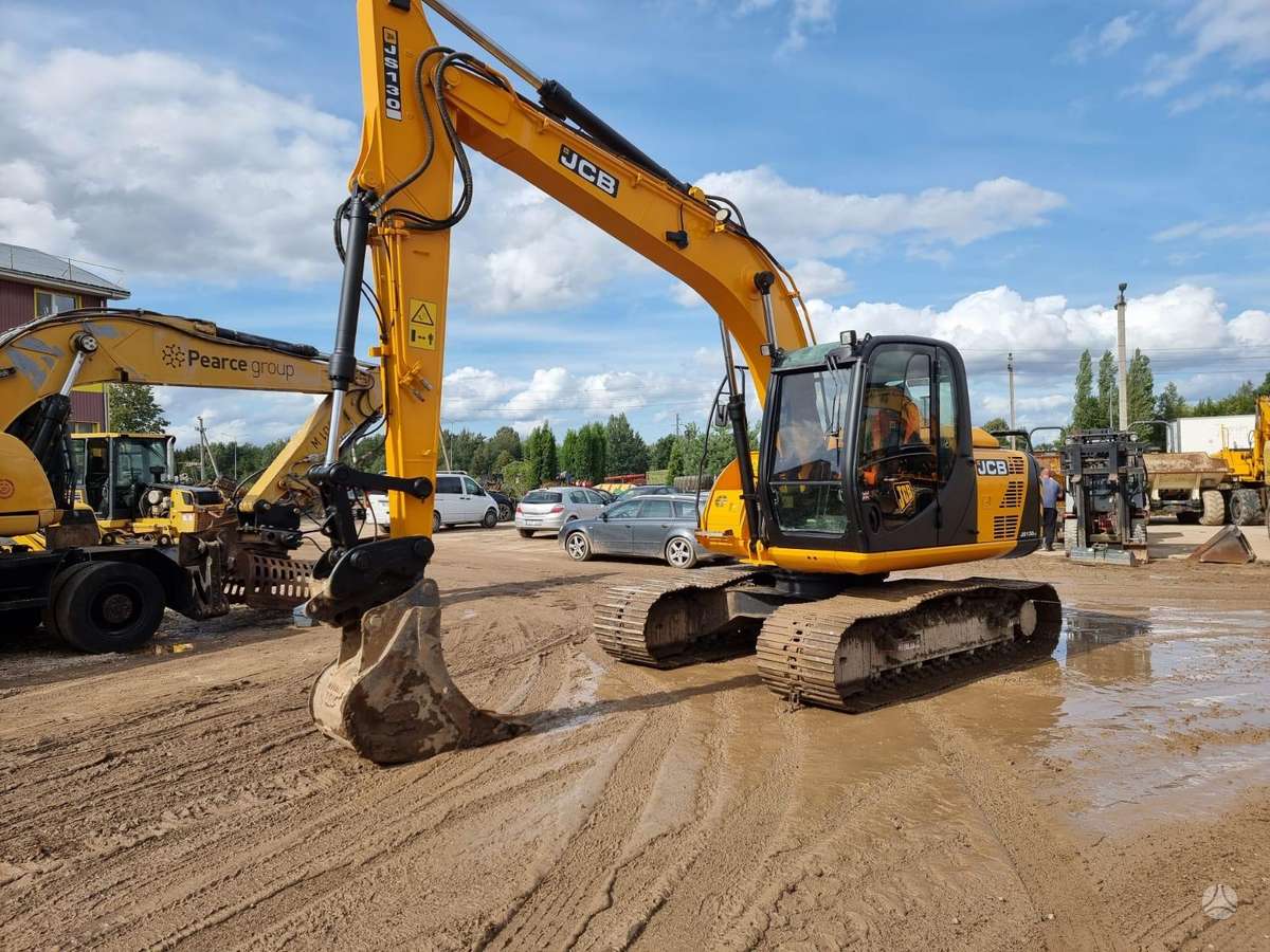 JCB JS130LC, ekskavatori
