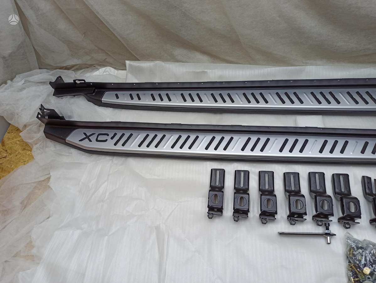 Volvo XC60 body parts