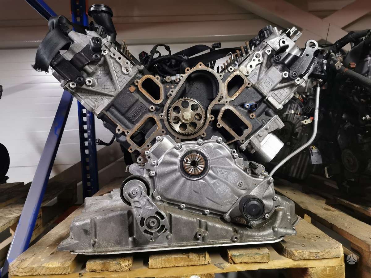 Audi SQ7, Czac, variklio detalės