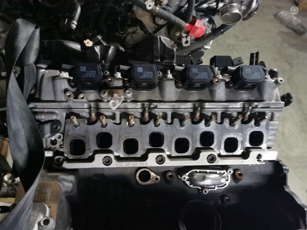 Audi SQ7, Czac, variklio detalės
