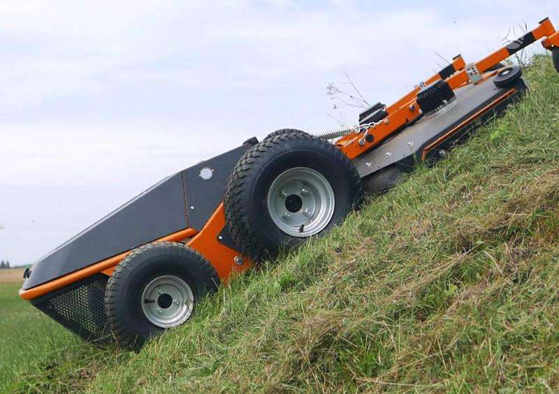 RAYMO Torpedo Electric, self-propelled mower conditioners
