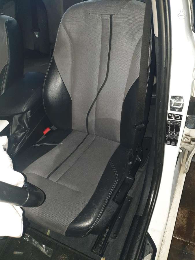 BMW 120 motoro nėra