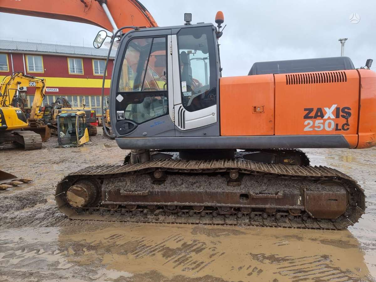Hitachi X250LC-3, экскаваторы