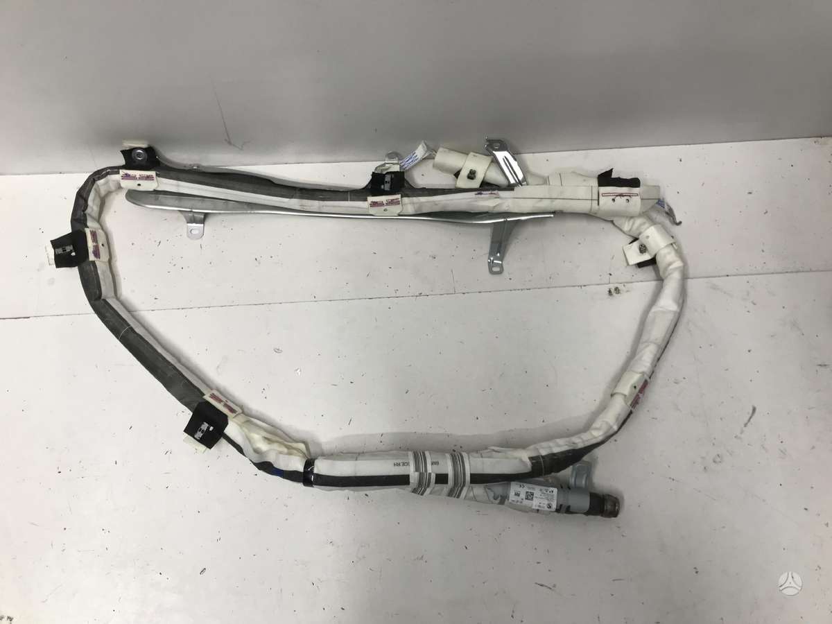 BMW X7 oro pagalvės