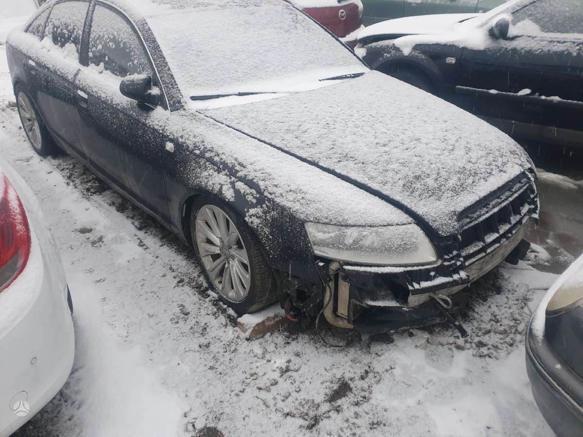 Audi A6 dalimis. Orine pakaba