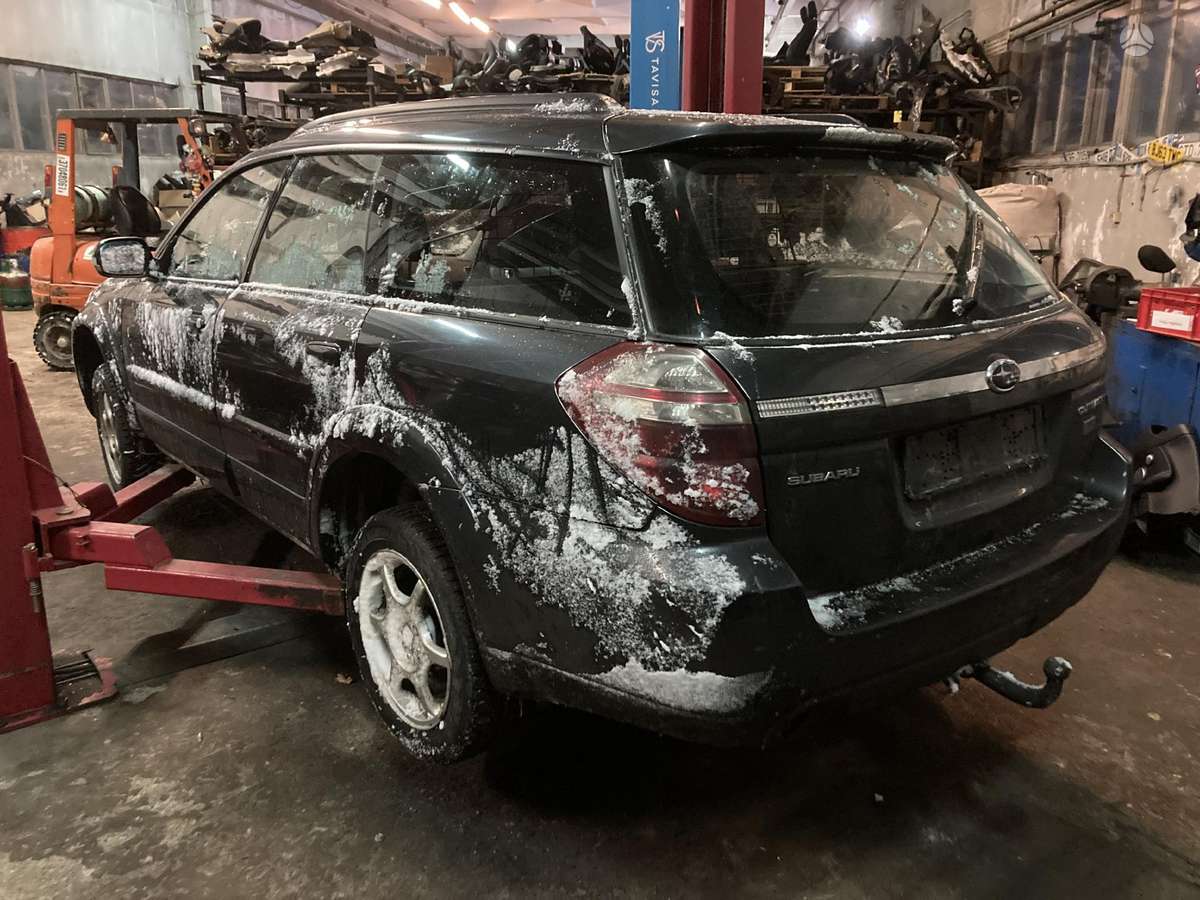 Subaru Outback Xenon žibintai kablys