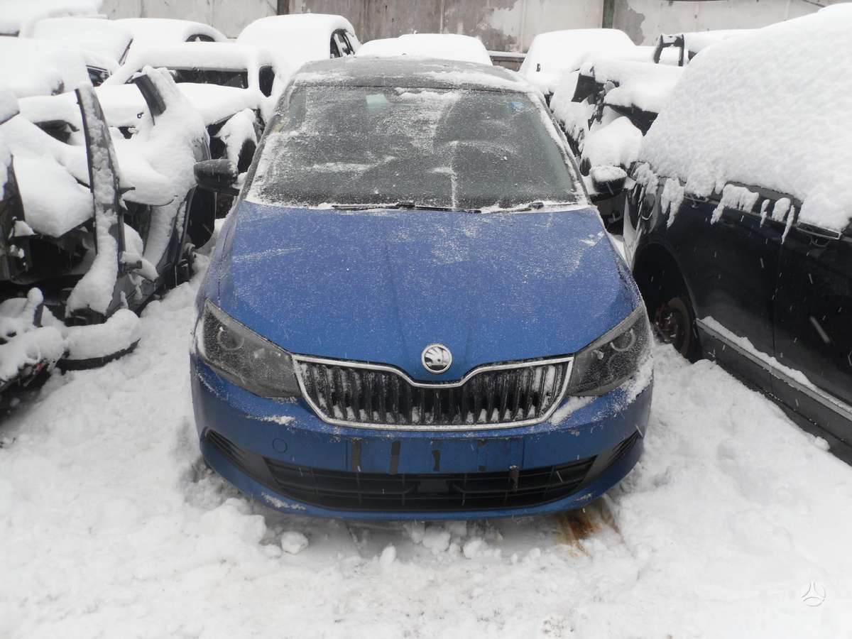 Skoda Fabia dalimis