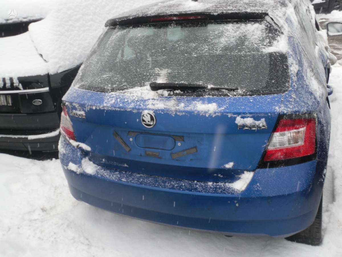 Skoda Fabia по частям