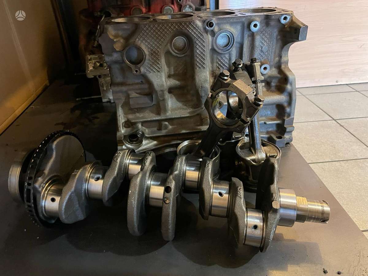 Fiat Doblo crankshaft, pistons, engine block