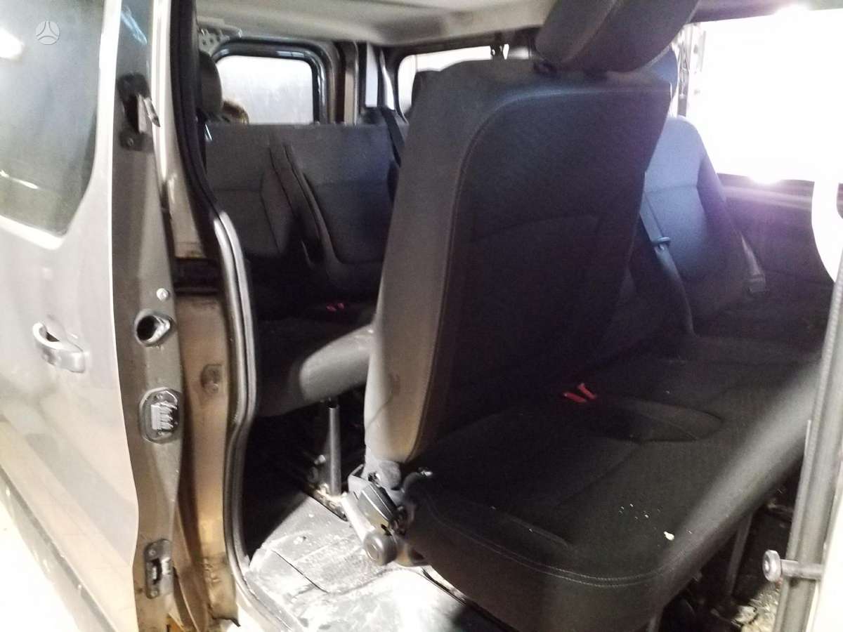 Opel VIVARO, passenger vans
