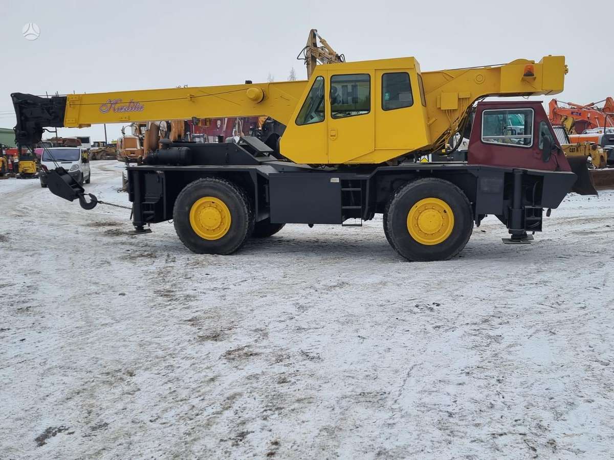 P & H Omega 520 4x4, crane