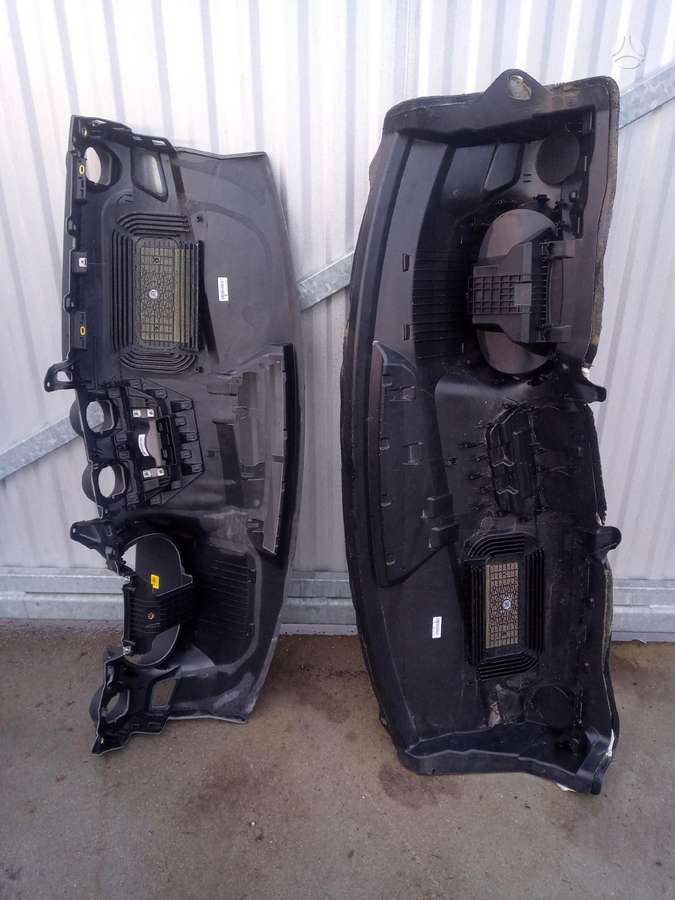 Audi Q2 kėbulo dalys