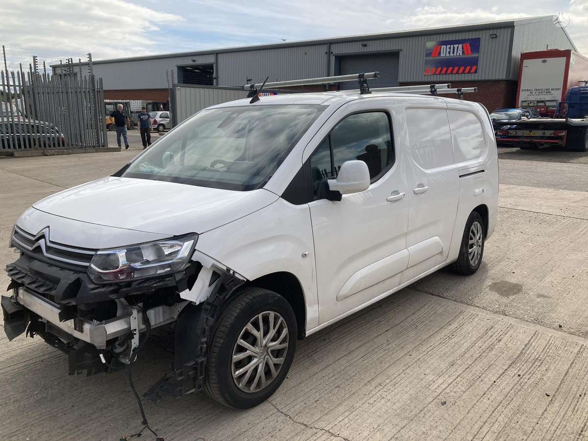 Citroen Berlingo Dalimis variklio tipas bhy deze etef