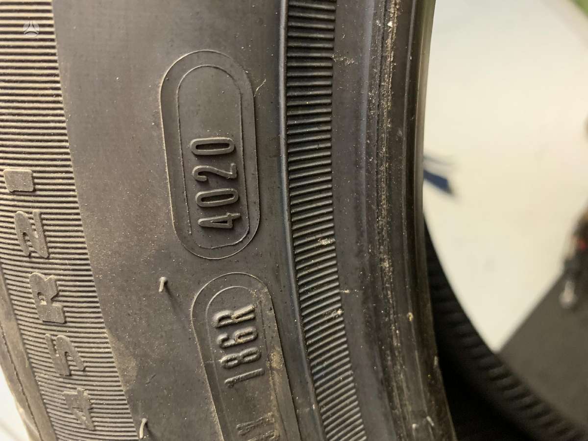 Goodyear Eagle Touring, всесезонные 275/45 R21