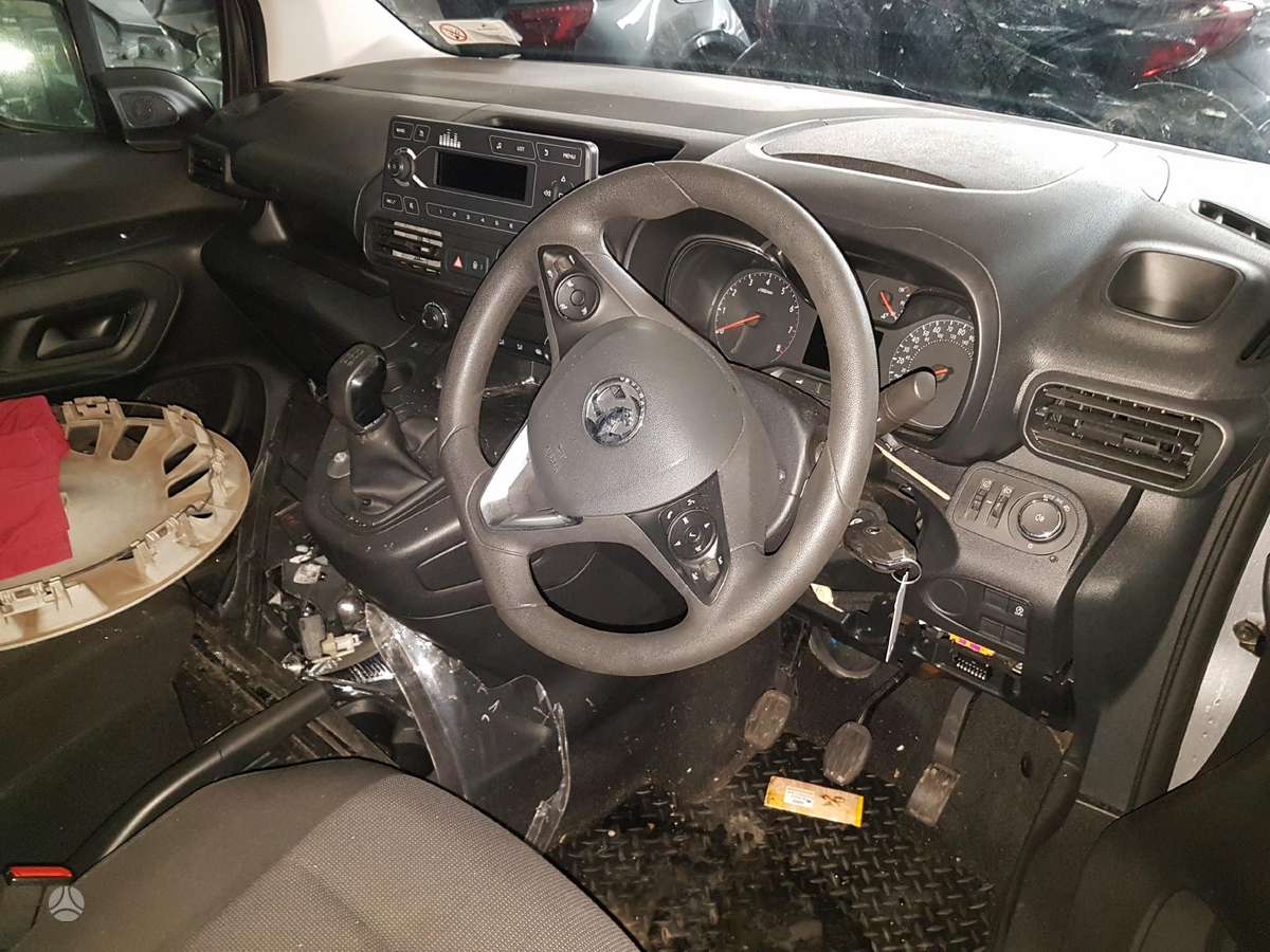 Opel Combo Dalimis variklio tipas d15dt dv5rd deze m0c