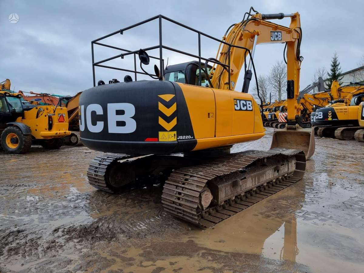 JCB JS220LC, ekskavatoriai