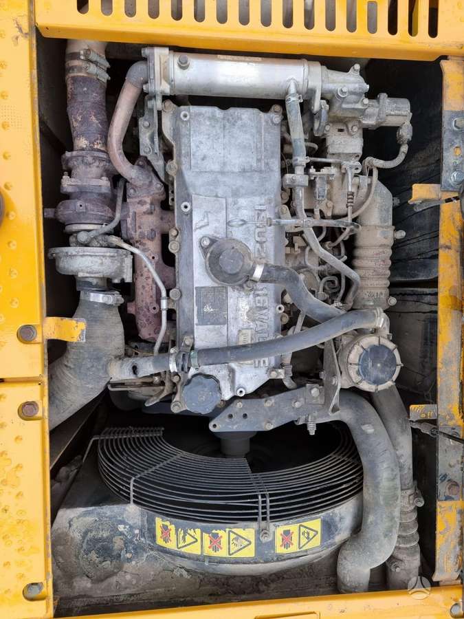 JCB JS220LC, excavator