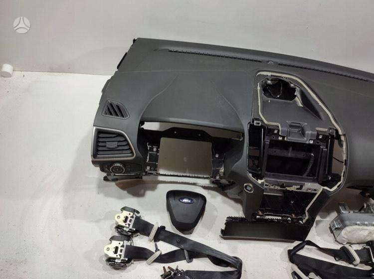 Ford S-MAX panelė, oro pagalvės, saugos diržai