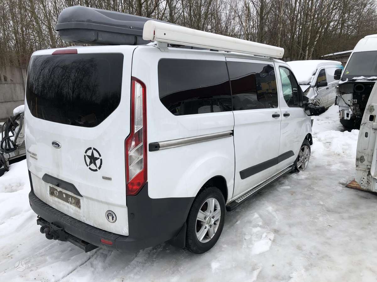 Ford Transit Custom, passenger vans