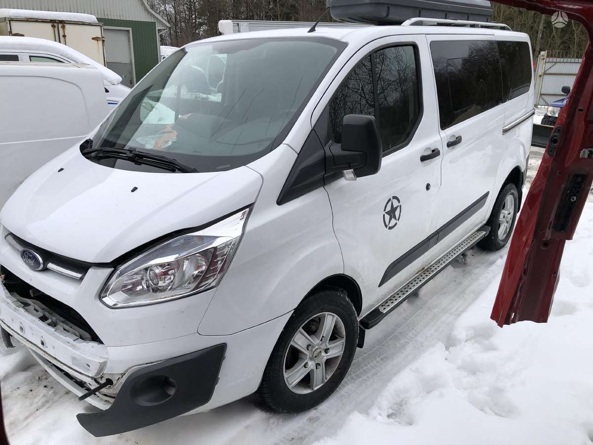 Ford Transit Custom, pasažieru mikroautobuss