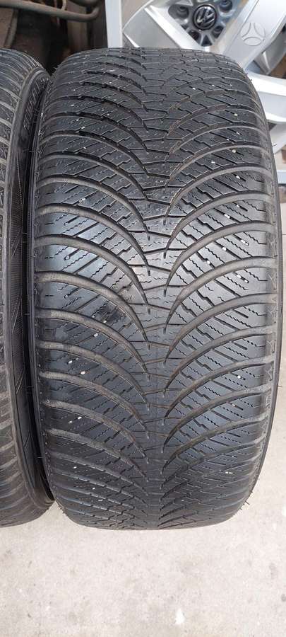 Falken, всесезонные 235/45 R18