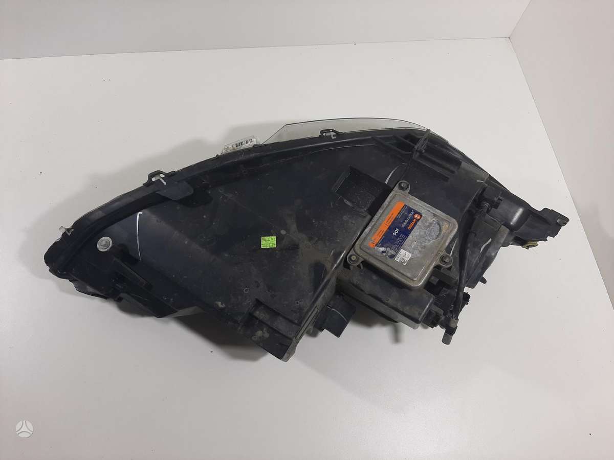 Tesla Model S, 9818725180, žibintai