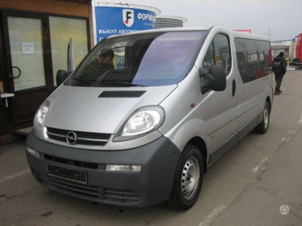 Opel Vivaro, cargo vans