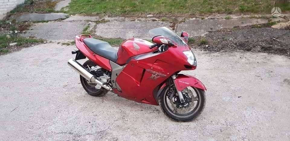 Honda CBR 1100cc, спортбайки / superbikes