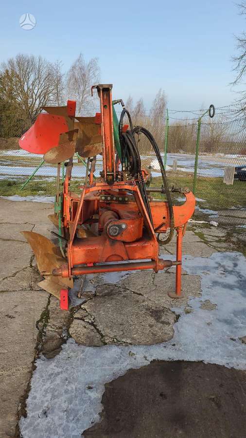 Kverneland LD 100, ploughs