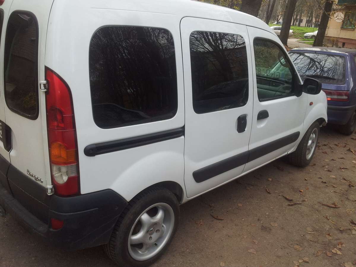 Renault Kangoo keleivinis