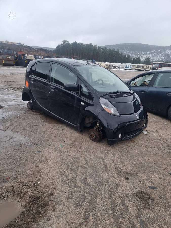 Mitsubishi MiEV по частям