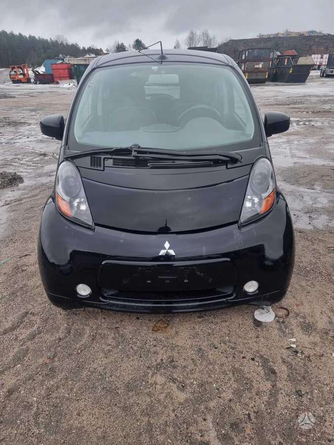 Mitsubishi MiEV по частям