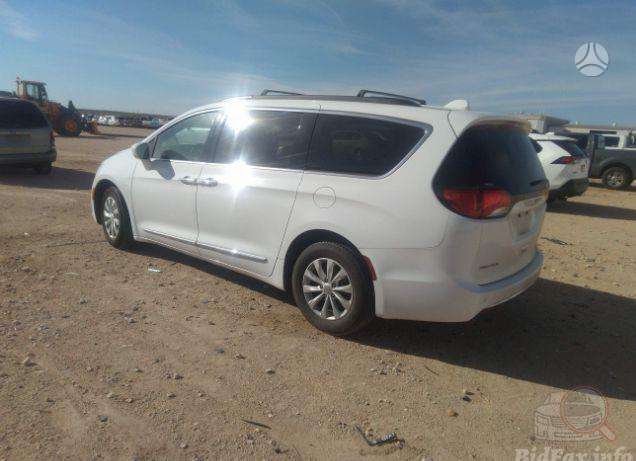 Chrysler Pacifica for parts