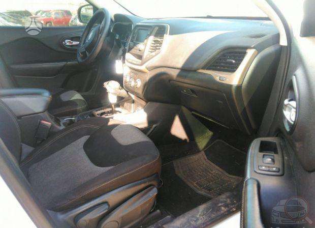 Jeep Cherokee dalimis