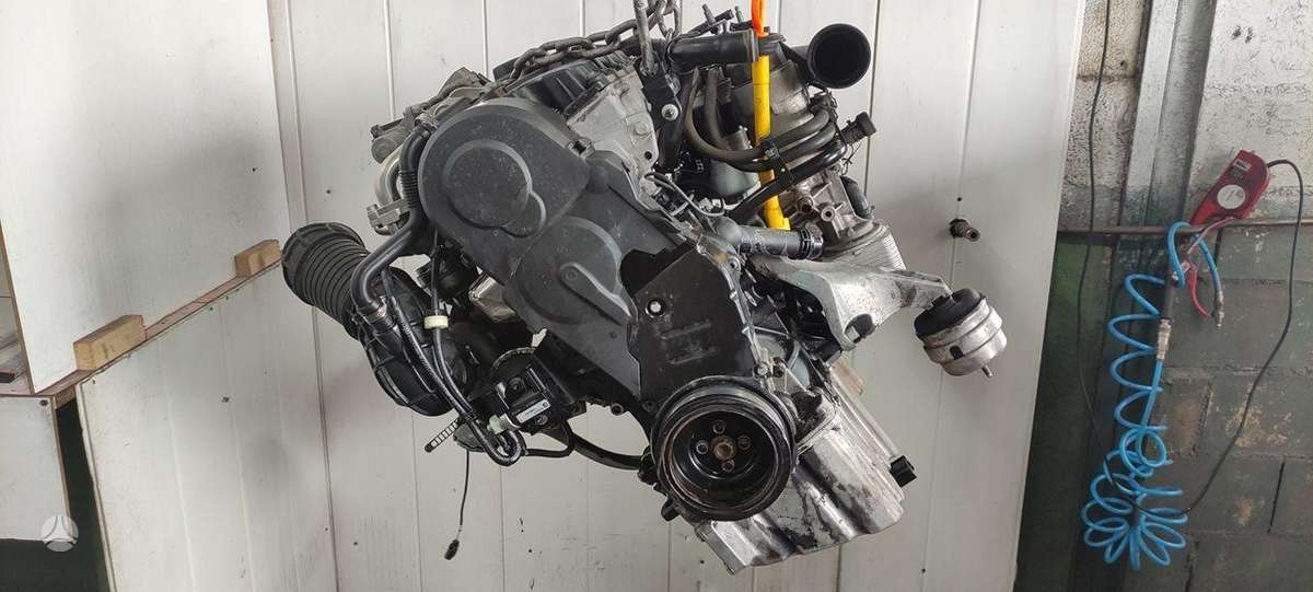 Audi A4 dalimis