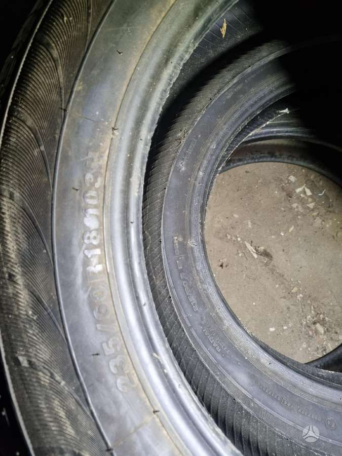 Kumho, universalios 225/60 R18