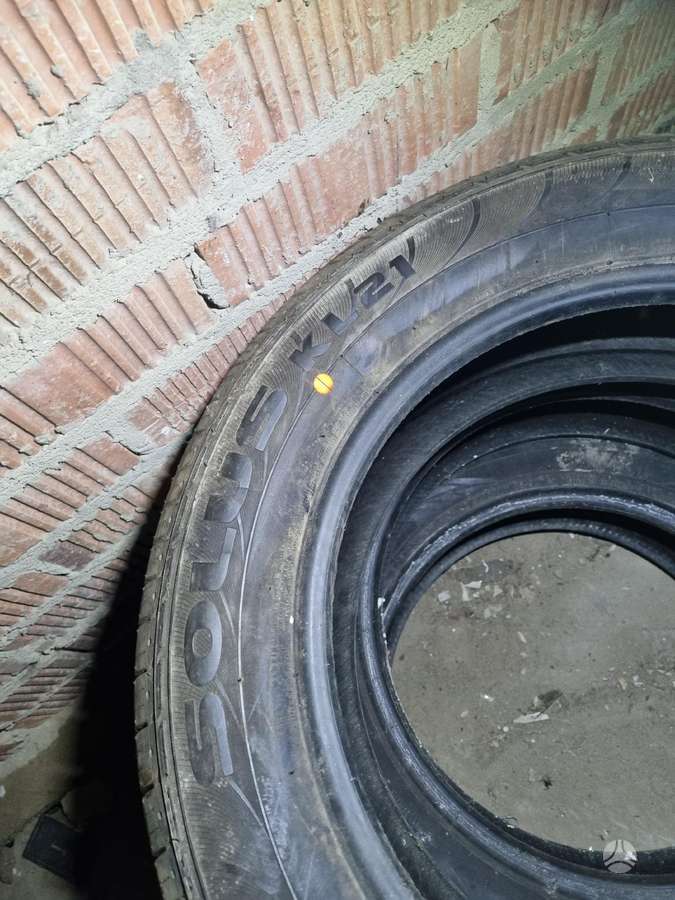 Kumho, universalios 225/60 R18