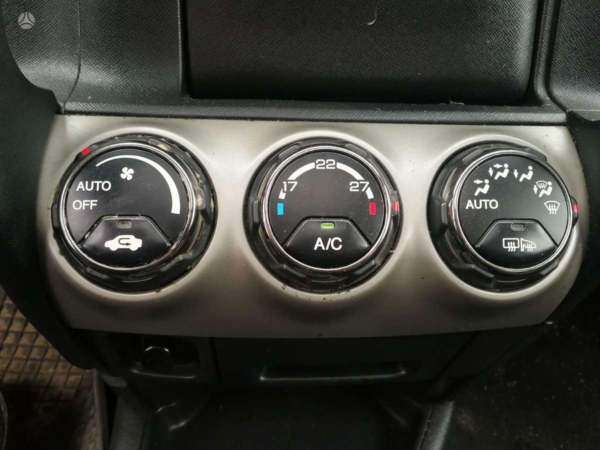 Honda CR-V dalimis