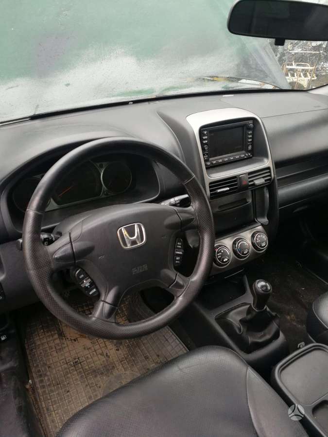 Honda CR-V dalimis