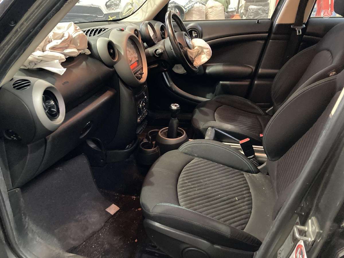 Mini Countryman for parts. All4