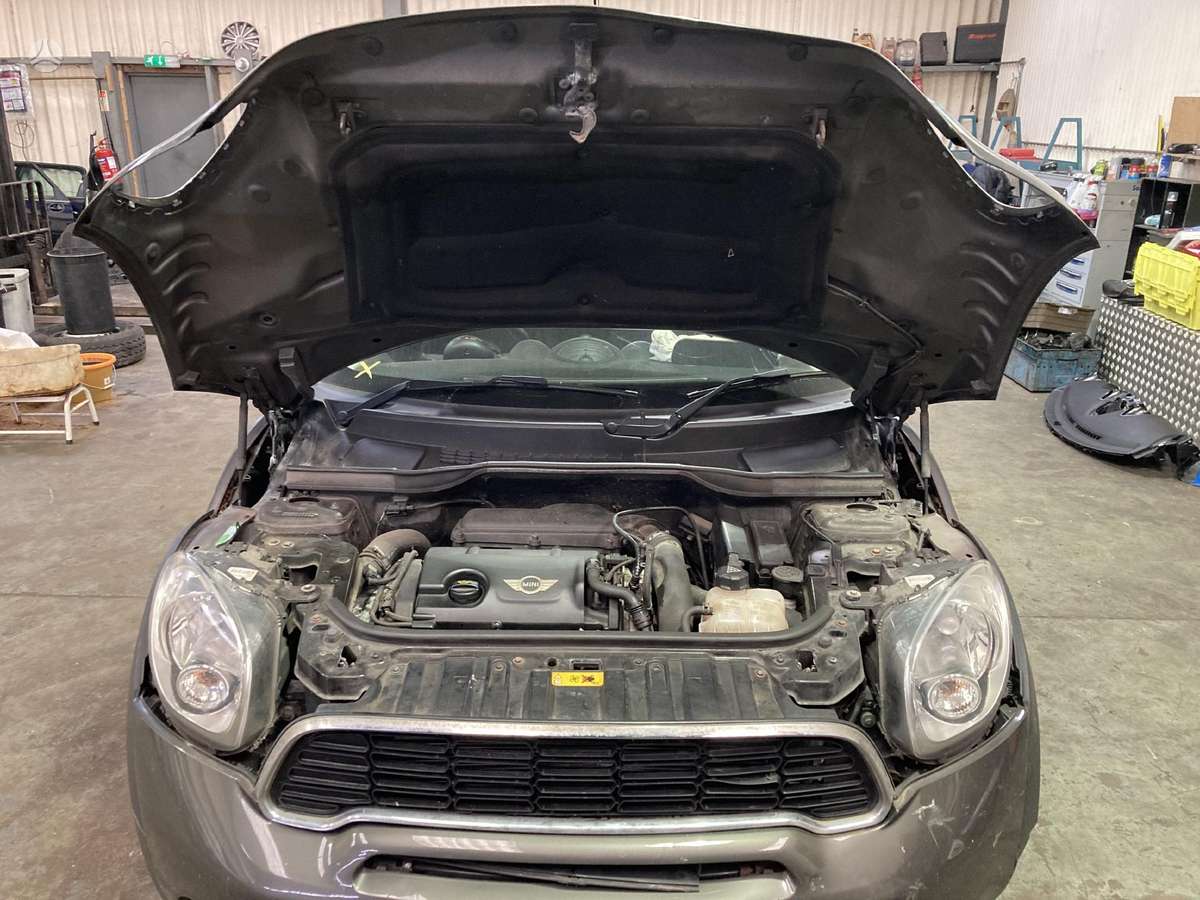 Mini Countryman rezerves daļās. All4
